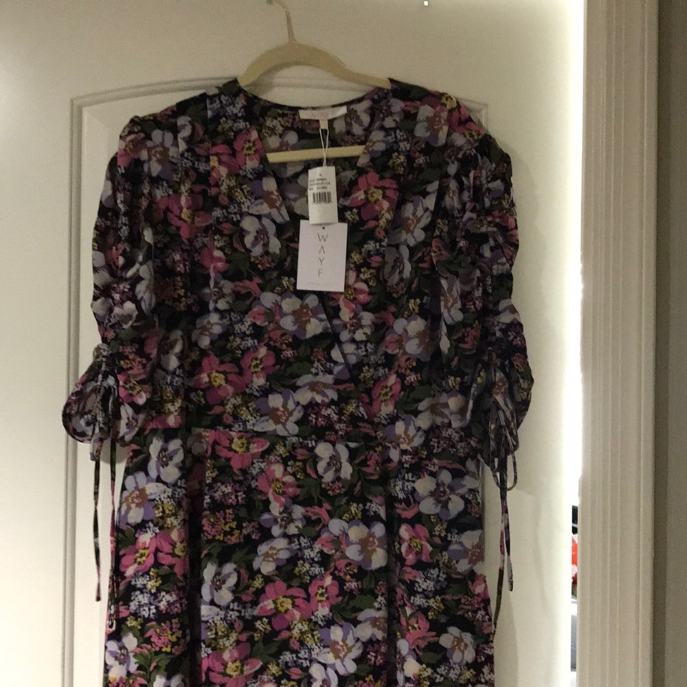NWTag WAYF floral print Mid Calf dress